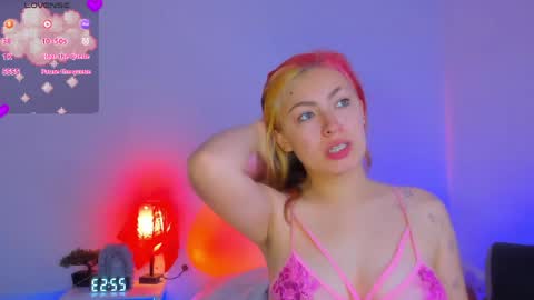 Mariee online show from June 1, 2026, 7:48 pm