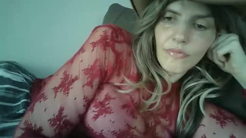 Snapshot of mariejojo chatting on June 3, 2026, 5:51 pm Mariejojo online show from June 3, 2026, 5:51 pm
