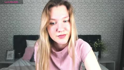 mariel_brown online show from January 6, 2025, 5:59 pm
