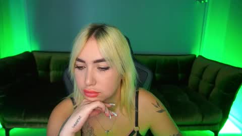 Mariella online show from October 20, 2025, 8:09 pm