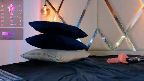 Viviana online show from September 26, 2025, 5:44 am