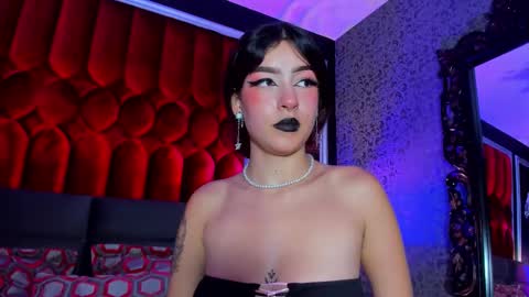 Marie online show from September 9, 2025, 8:41 pm