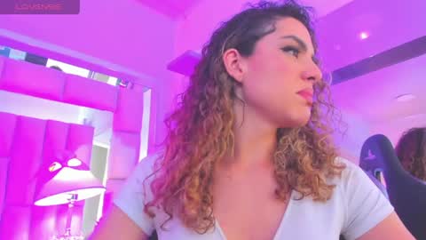 Snapshot of mariiahneedles chatting on May 13, 2026, 8:16 pm mariiahneedles online show from May 13, 2026, 8:16 pm