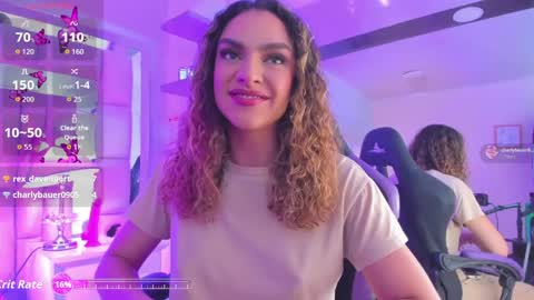 Snapshot of mariiahneedles chatting on May 18, 2026, 8:25 pm mariiahneedles online show from May 18, 2026, 8:25 pm