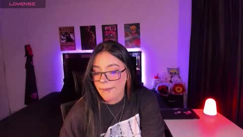 Mariana Hasper online show from February 12, 2026, 2:17 am