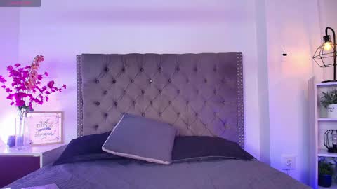Snapshot of mariissa_fox chatting on June 1, 2026, 1:02 pm mariissa_fox online show from June 1, 2026, 1:02 pm