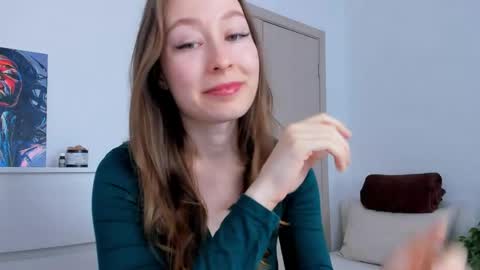 Snapshot of marilinal chatting on April 21, 2026, 7:36 am Marilina online show from April 21, 2026, 7:36 am
