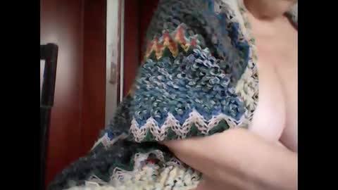 Snapshot of marilu64 chatting on January 25, 2025, 1:41 pm marilu64 online show from January 25, 2025, 1:41 pm