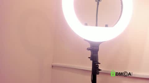 Marilyn  online show from March 20, 2026, 11:48 am