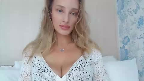 MarilynDevilish online show from October 24, 2025, 1:57 am