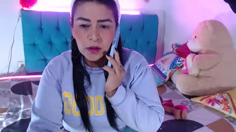 MarilynRoxy online show from January 14, 2026, 5:02 am