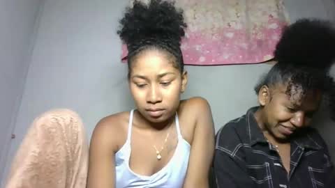 marina0506 online show from December 17, 2025, 5:52 pm