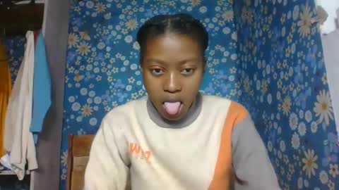 Snapshot of marinagold69 chatting on June 3, 2026, 8:39 am marinagold69 online show from June 3, 2026, 8:39 am