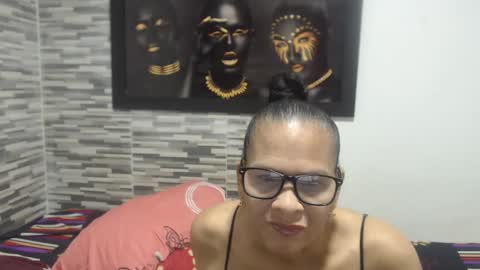 Snapshot of marinamilf chatting on December 23, 2024, 3:01 pm Marina online show from December 23, 2024, 3:01 pm