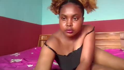 Snapshot of marinarahe chatting on January 6, 2026, 7:23 am marinarahe online show from January 6, 2026, 7:23 am