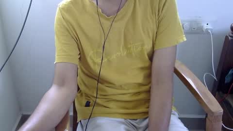 Snapshot of marinavine chatting on April 14, 2026, 5:02 am The SHY UncutBoy online show from April 14, 2026, 5:02 am