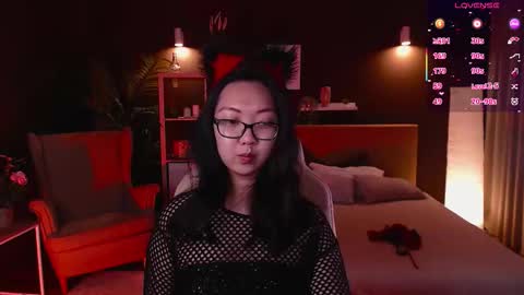 Marine  online show from September 21, 2025, 2:08 pm