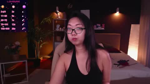 Marine  online show from November 7, 2025, 2:06 pm