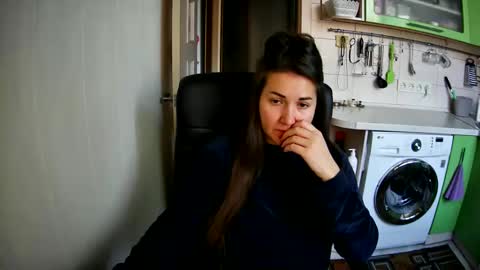 MarinettaQhot online show from January 5, 2025, 12:42 pm