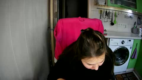 MarinettaQhot online show from January 11, 2025, 1:22 pm