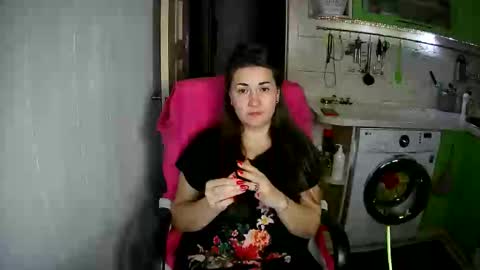 MarinettaQhot online show from January 24, 2025, 6:35 pm
