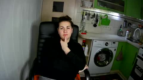 MarinettaQhot online show from February 5, 2025, 12:31 am