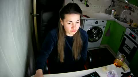 MarinettaQhot online show from February 16, 2025, 5:48 pm