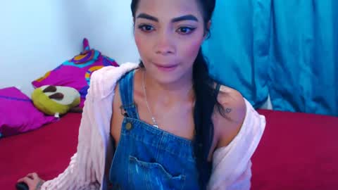 marisa online show from February 12, 2025, 1:09 am