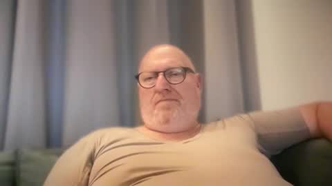 Mark online show from December 19, 2024, 8:23 pm