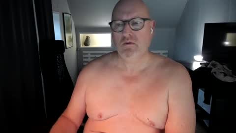 Mark online show from December 23, 2024, 1:24 pm