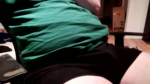 Mark online show from November 18, 2025, 8:02 pm