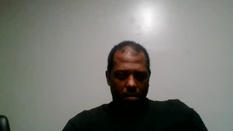Snapshot of mark7062012 chatting on June 7, 2026, 3:21 am mark7062012 online show from June 7, 2026, 3:21 am