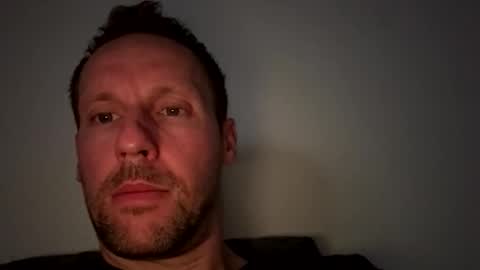 Mark online show from November 9, 2025, 11:25 pm