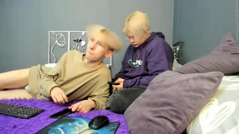 mark_brain online show from April 5, 2026, 12:13 pm