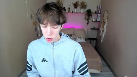 Mark online show from March 1, 2026, 11:01 am