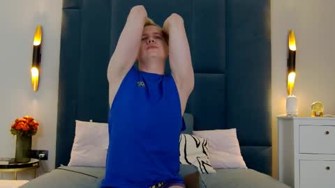 Snapshot of mark_hot_ chatting on March 29, 2026, 10:21 pm Mark online show from March 29, 2026, 10:21 pm