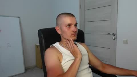 Snapshot of mark_karson chatting on June 29, 2026, 1:22 pm MARK KARSON online show from June 29, 2026, 1:22 pm