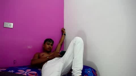 Snapshot of mark_latin18 chatting on February 7, 2025, 7:06 pm mark_latin18 online show from February 7, 2025, 7:06 pm