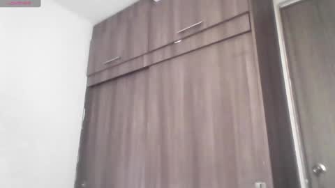 Snapshot of mark_rut chatting on December 30, 2024, 3:35 pm MODEL Mark Rut online show from December 30, 2024, 3:35 pm