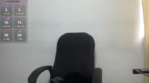 Snapshot of mark_rut chatting on February 7, 2025, 9:15 pm MODEL Mark Rut online show from February 7, 2025, 9:15 pm