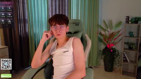 Mark online show from October 11, 2025, 8:24 am