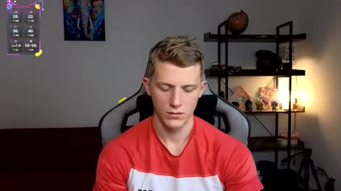 mark_shturman online show from November 30, 2025, 4:55 pm