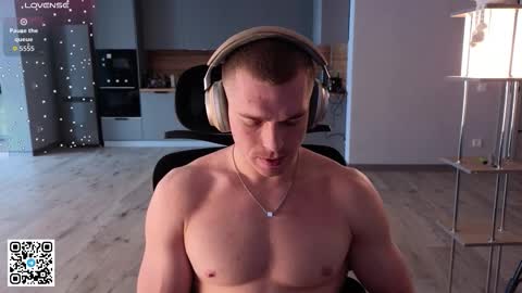 Snapshot of mark_stiff chatting on September 11, 2025, 9:42 am Mark online show from September 11, 2025, 9:42 am