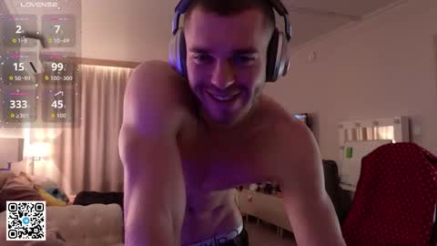 Snapshot of mark_stiff chatting on October 12, 2025, 9:08 am Mark online show from October 12, 2025, 9:08 am