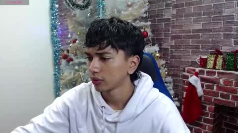 markbowie online show from December 22, 2025, 11:51 am