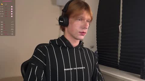 Mark online show from November 17, 2025, 4:35 pm