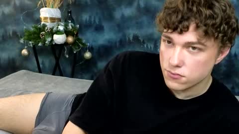 markshot_ online show from December 18, 2025, 5:08 pm