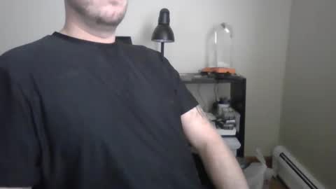 Snapshot of markus27252 chatting on March 3, 2025, 2:15 pm markus27252 online show from March 3, 2025, 2:15 pm