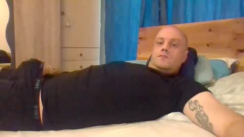 markus_7 online show from September 25, 2025, 1:15 pm