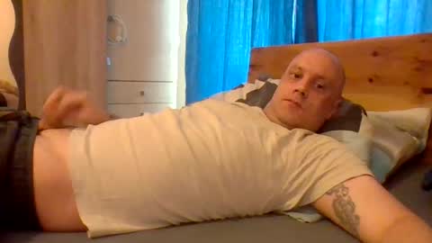 Snapshot of markus_7 chatting on July 3, 2026, 7:48 am markus_7 online show from July 3, 2026, 7:48 am